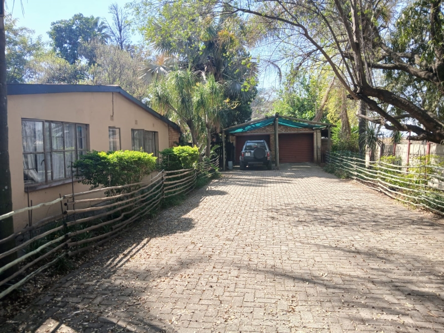 7 Bedroom Property for Sale in Waterkloof A H North West